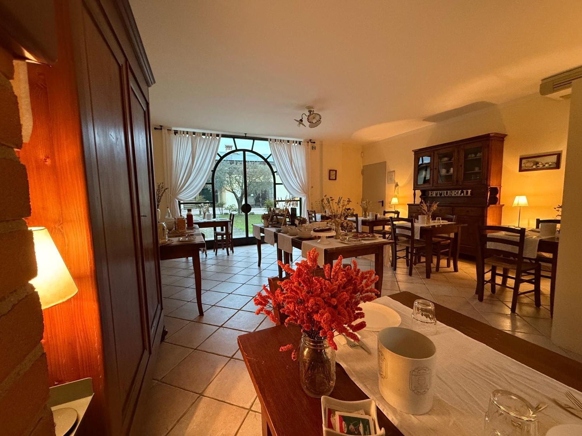 Agriturismo Bitturelli Ponti sul Mincio Luaran gambar